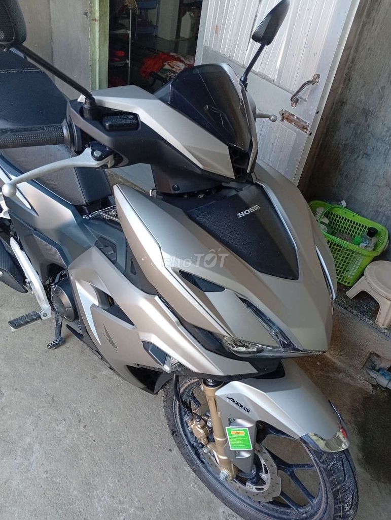 Honda Winner X V3 2022 Xám 2266 km. Mua bán Xe máy tại Thị xã La Gi Bình Thuận được đăng bởi Mẫn Nguyễn hình 2