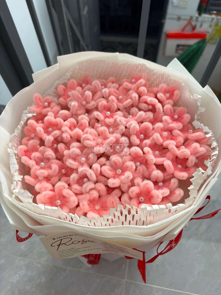 Bó hoa thủ công kẽm nhung len hồng độc đáo. Mua bán Cây cảnh, đồ trang trí tại Thành phố Long Xuyên An Giang được đăng bởi Khiết Tuệ  hình 1