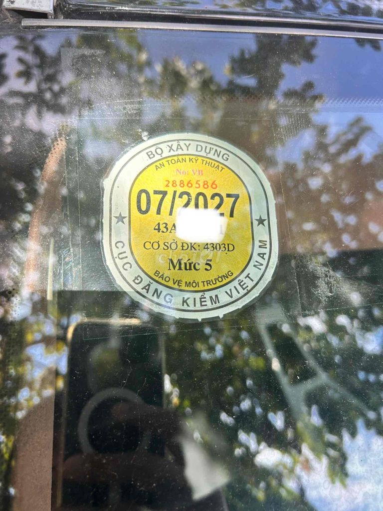 БМВ 310i 2010, серебро