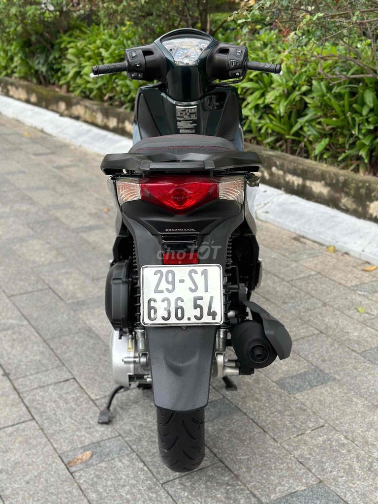 Cần bán SH 150 CBS 2016 khoá Smartkey cực chất. Mua bán Xe máy tại Quận Đống Đa Hà Nội được đăng bởi Xe Máy Vượng Trung hình 2