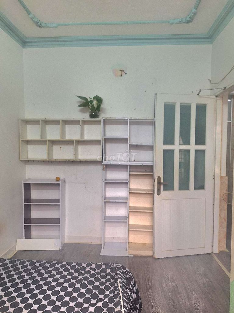 🏠🏠 CHO THUÊ CH C/C SƯ VẠN HẠNH, P9, Q5
- DT: 90m2