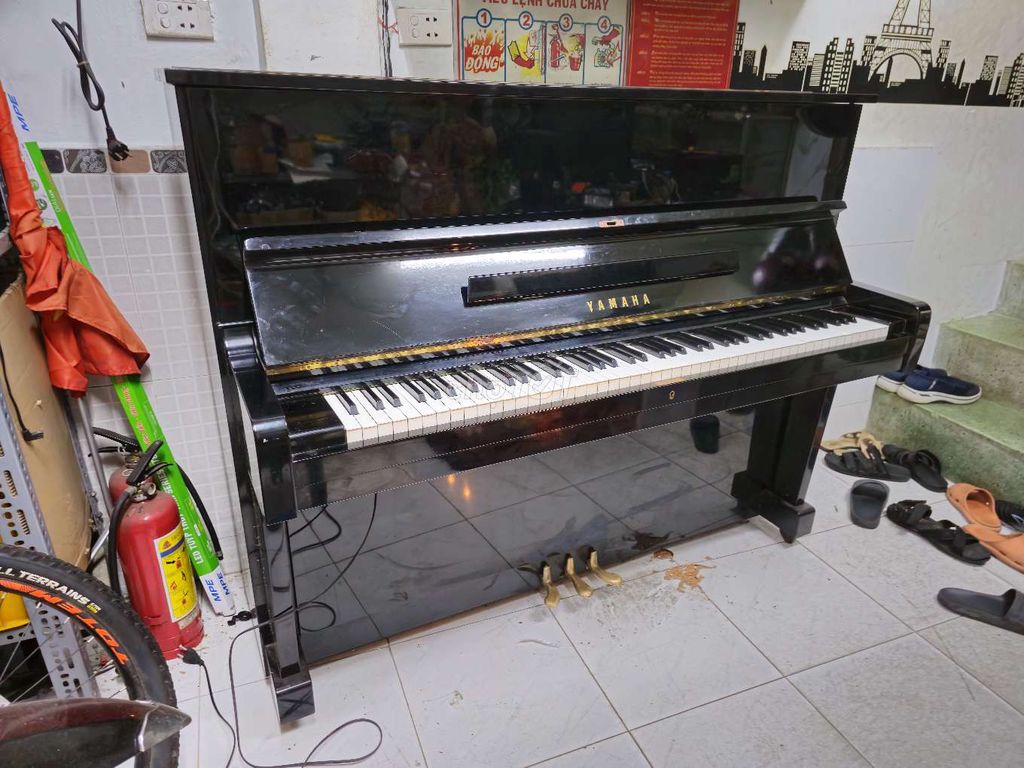 Piano Yamaha U1F âm thanh hay, đẹp, thanh lý nhanh