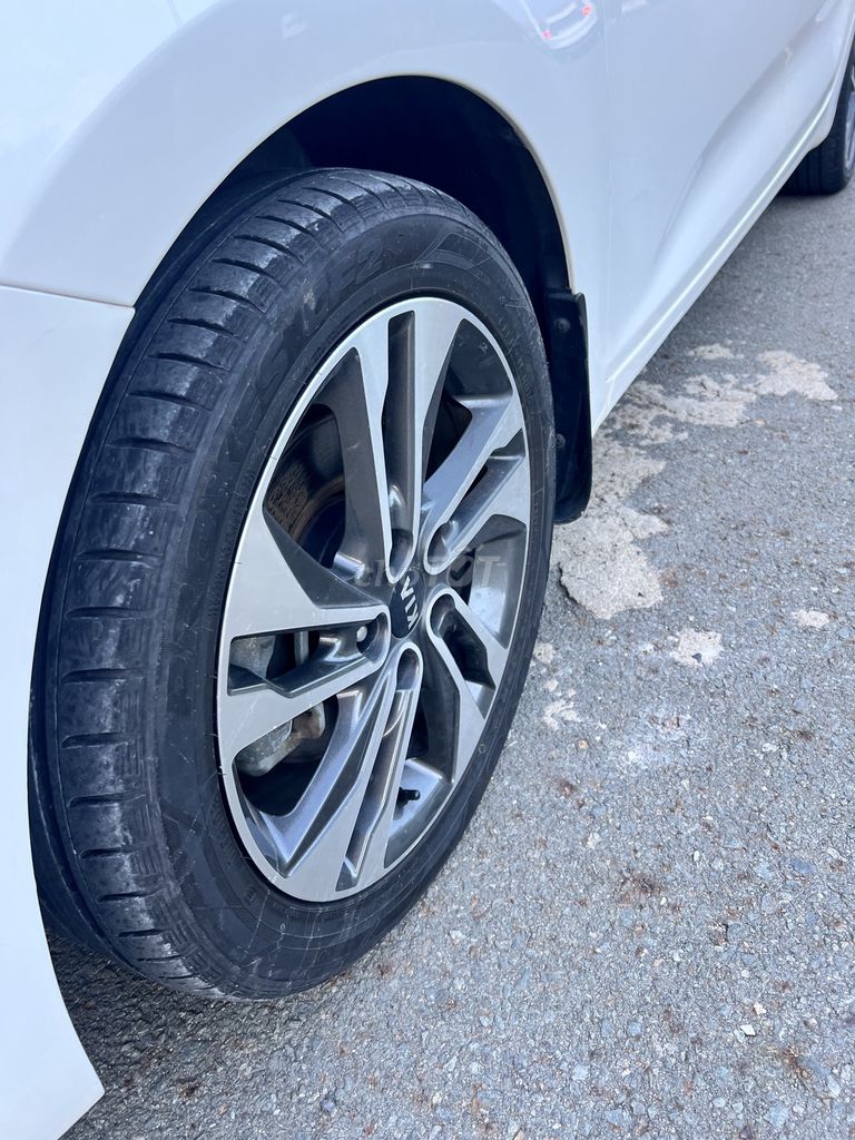 Kia Rondo 2018 2.0 GAT - 74000 km. Mua bán Ô tô tại Huyện Diên Khánh Khánh Hòa được đăng bởi Nguyễn Dũng hình 14