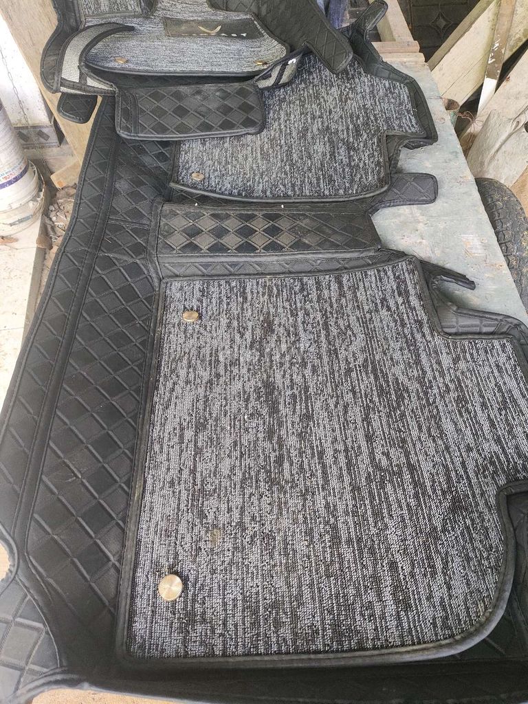 Thảm lót sàn vf7, thảm cao su vf7, còn mới. Mua bán Phụ tùng xe tại Quận Liên Chiểu Đà Nẵng được đăng bởi Vũ hình 1