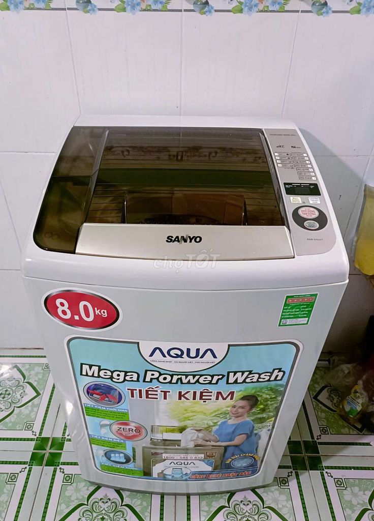 Máy hoạt động êm ái 8kg bảo 6 tháng