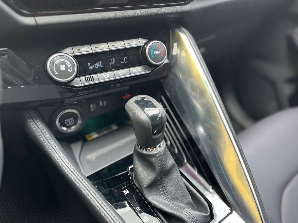 TOYOTA YARIS CROSS S 2024 XE GIA ĐÌNH LƯỚT VAY 75%. Mua bán Ô tô tại Quận Tân Phú Tp Hồ Chí Minh được đăng bởi Hiếu hình 11