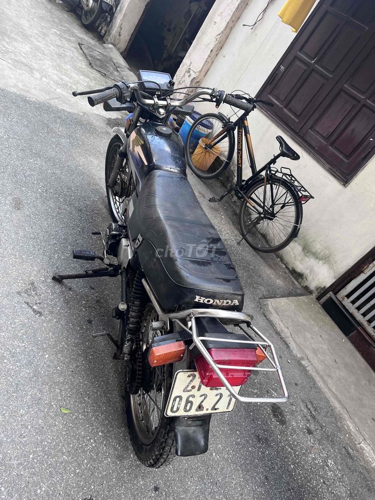 Honda Win Black