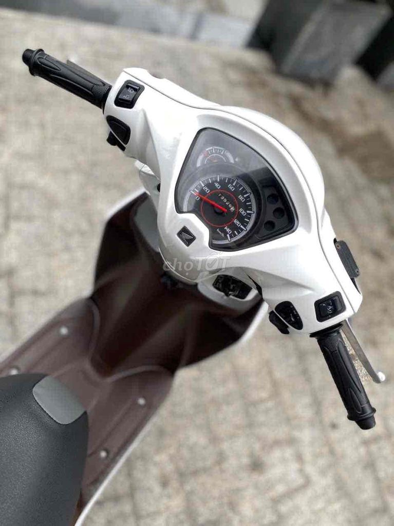 vision 2016 trắng, bstp 9 chủ, xe zin đẹp 1 chủ. Mua bán Xe máy tại Quận Tân Bình Tp Hồ Chí Minh được đăng bởi Diệp  hình 6