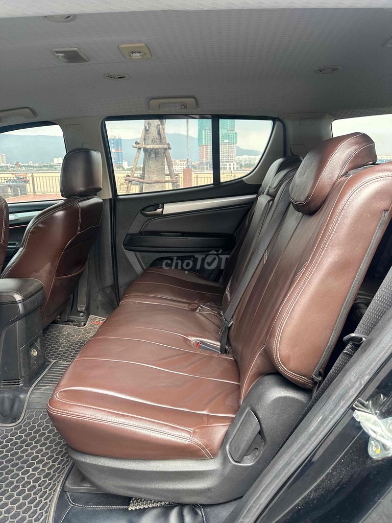 Chevrolet Trailblazer 2018 2.5 MT odo 13 vạn km. Mua bán Ô tô tại Quận Hải Châu Đà Nẵng được đăng bởi Hoàng Vũ hình 12