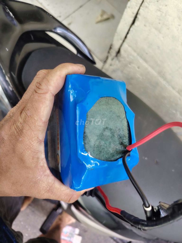 Bán Pin xe đạp điện mua alo em. Mua bán Phụ tùng xe tại Quận 4 Tp Hồ Chí Minh được đăng bởi A út  hình 3