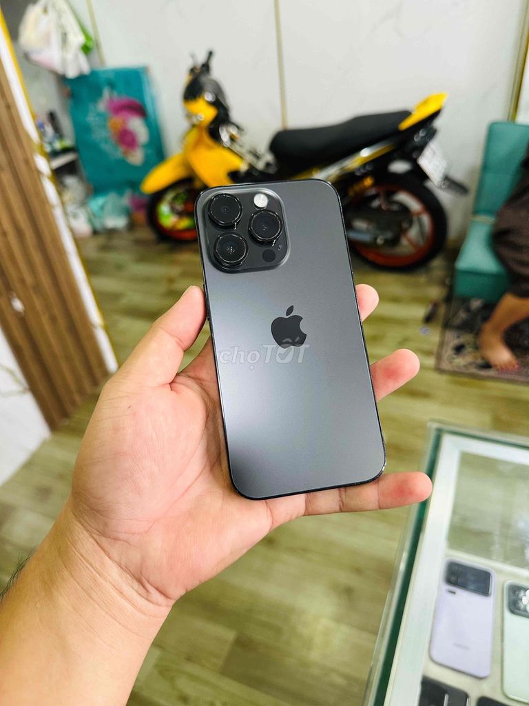 Apple iPhone 14 Pro 1TB Đen Đã sử dụng. Mua bán Điện thoại tại Thành phố Tây Ninh Tây Ninh được đăng bởi Công Minh Mobile hình 1