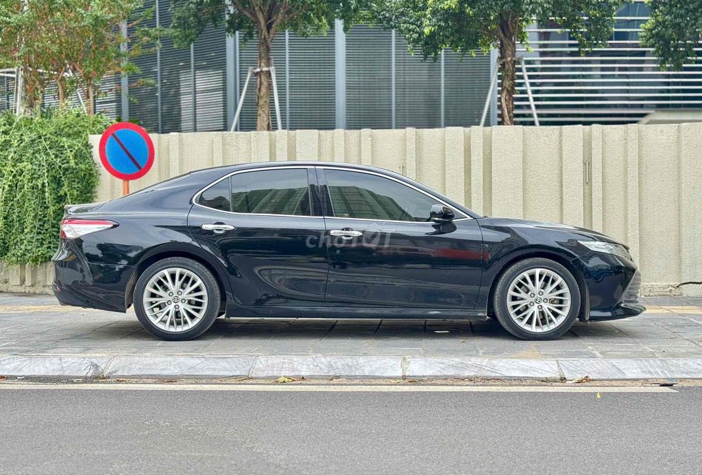 Camry 2.5Q 2020 cực chất - BH chính hãng. Mua bán Ô tô tại Quận Nam Từ Liêm Hà Nội được đăng bởi Đại lý Toyota Mỹ Đình hình 4