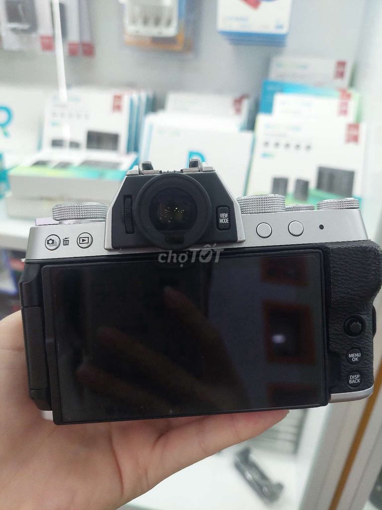 Fujifilm X-T200 kèm Lens XC 16-50 OIS II. Mua bán Máy ảnh, Máy quay tại Quận 1 Tp Hồ Chí Minh được đăng bởi Thanh Thanh hình 4