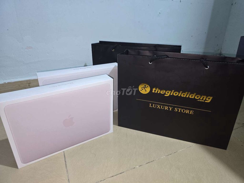 Apple Macbook Neo 8GB/256GB. Mua bán Laptop tại Quận 10 Tp Hồ Chí Minh được đăng bởi Thành Long Nguyễn hình 1