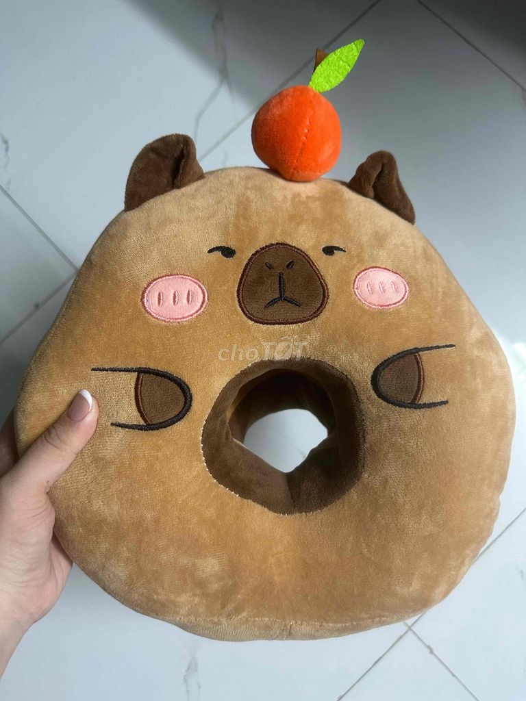 Gối ngủ vải Capybara Nâu. Mua bán Giường, chăn ga gối nệm tại Thành phố Biên Hòa Đồng Nai được đăng bởi Dung hình 1