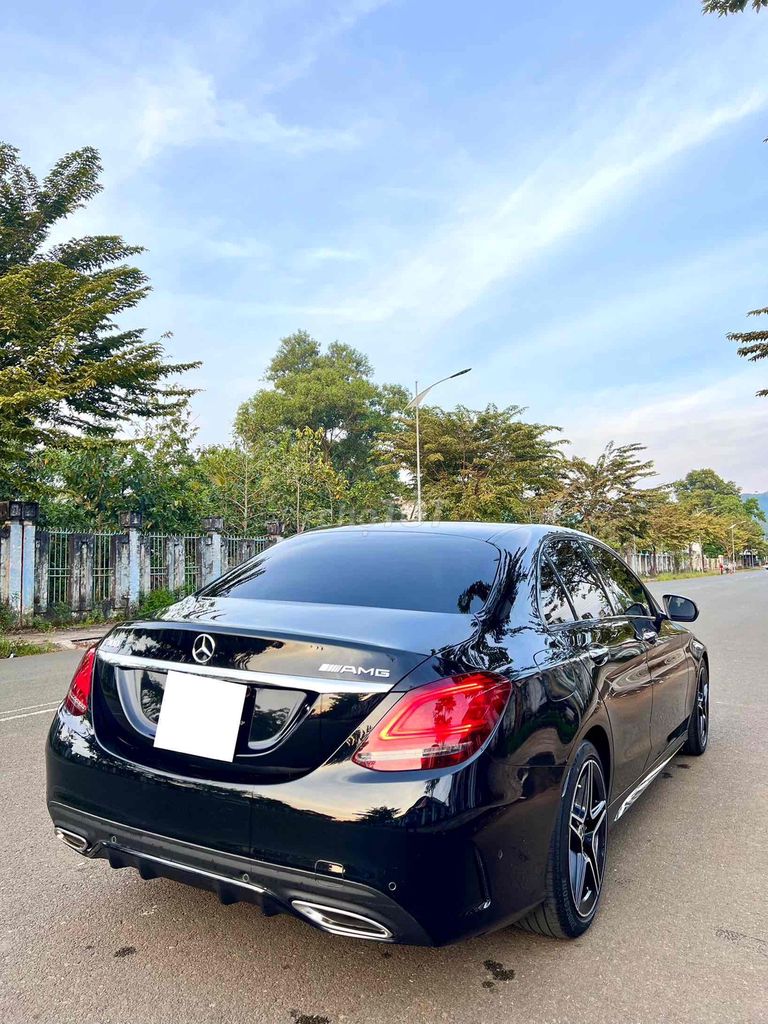 Mercedes Benz C Class 2019 C 300 AMG - 93000 km. Mua bán Ô tô tại Huyện Bù Đăng Bình Phước được đăng bởi nguyễn văn tiến hình 6