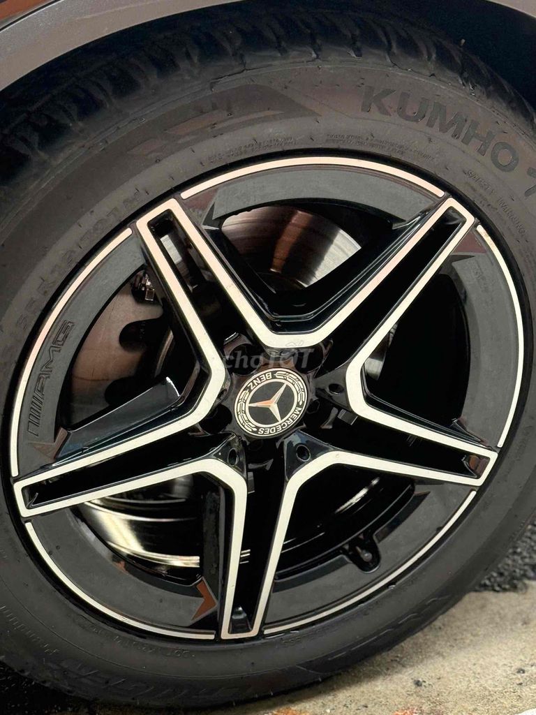 Mercedes GLC 300 4MATIC 2021  𝘽𝙞ể𝙣 𝙎ố Đấ𝐮 𝐆𝐢á. Mua bán Ô tô tại Thành phố Thủ Đức Tp Hồ Chí Minh được đăng bởi Vũ Vũ hình 17