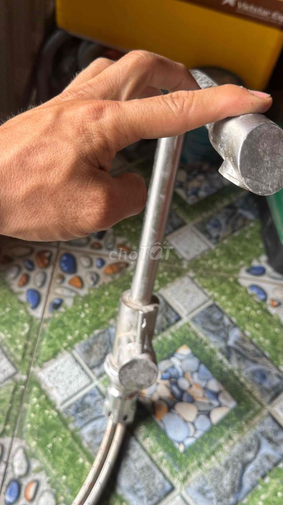 Vòi rửa chén Inox 304 Nóng lạnh. Mua bán Thiết bị vệ sinh, nhà tắm tại Thị xã Tân Uyên Bình Dương được đăng bởi trang hình 1