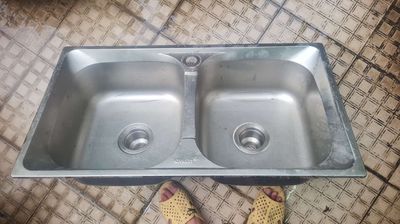 Bồn rửa chén hiệu Canary 2 ngăn. Mua bán Dụng cụ nhà bếp tại Quận Phú Nhuận Tp Hồ Chí Minh được đăng bởi Ray nguyen