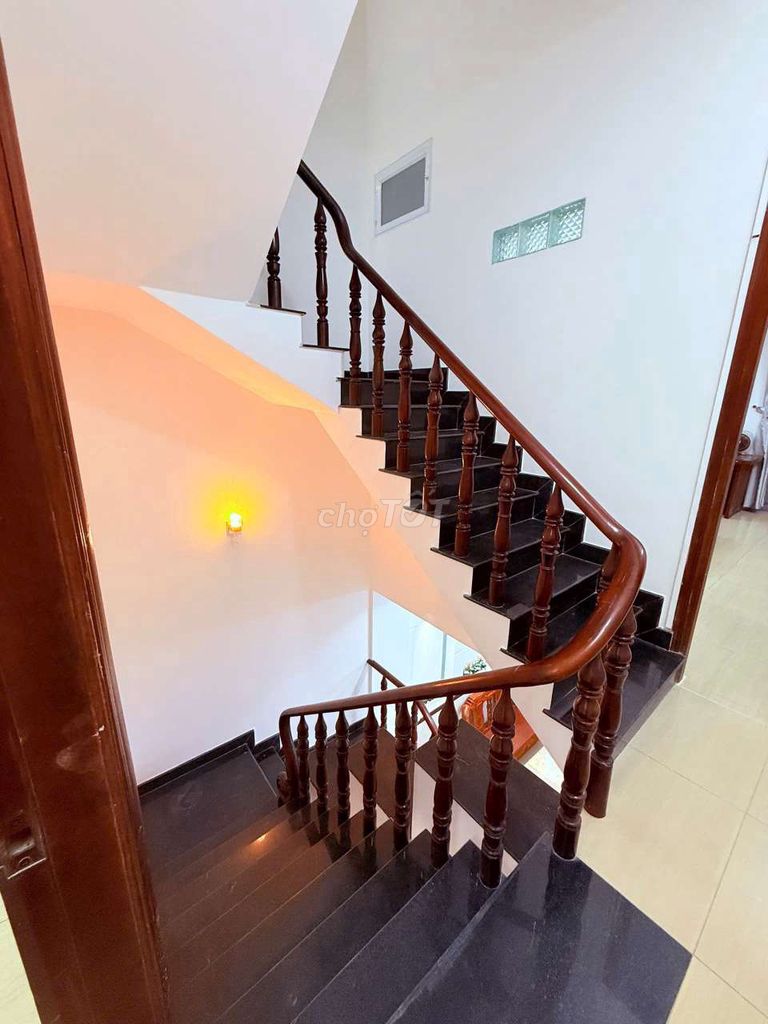 CHO THUÊ NHÀ NGUYÊN CĂN GIÁ RẺ NHÀ MỚI 100%