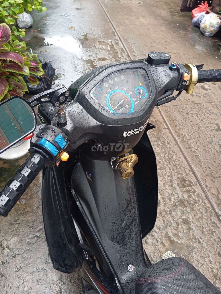 Bán xe 50 phân khối học sinh đi được. Mua bán Xe máy tại Quận Tân Bình Tp Hồ Chí Minh được đăng bởi Nguyễn khôi hình 2