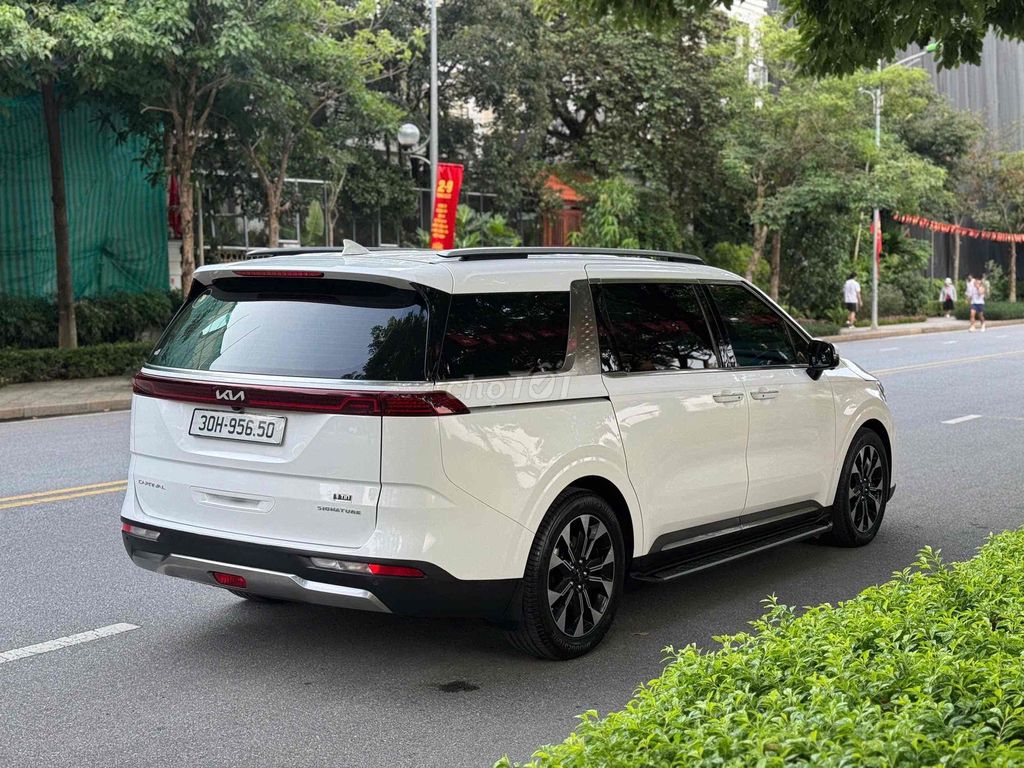 Kia Carnival Signature 2.2D 2022 màu trắng. Mua bán Ô tô tại Quận Cầu Giấy Hà Nội được đăng bởi Auto 6666 hình 6