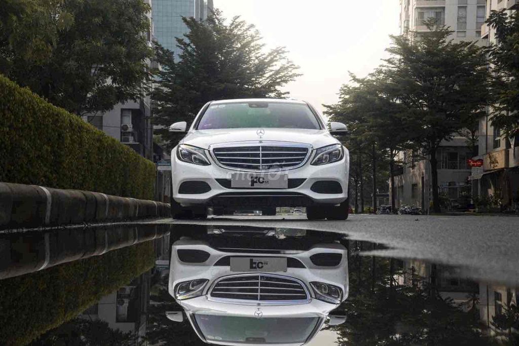 LONG ANH AUTO về Mercedes C250ex 2018. Mua bán Ô tô tại Quận 7 Tp Hồ Chí Minh được đăng bởi LongAnh AuTo  hình 1