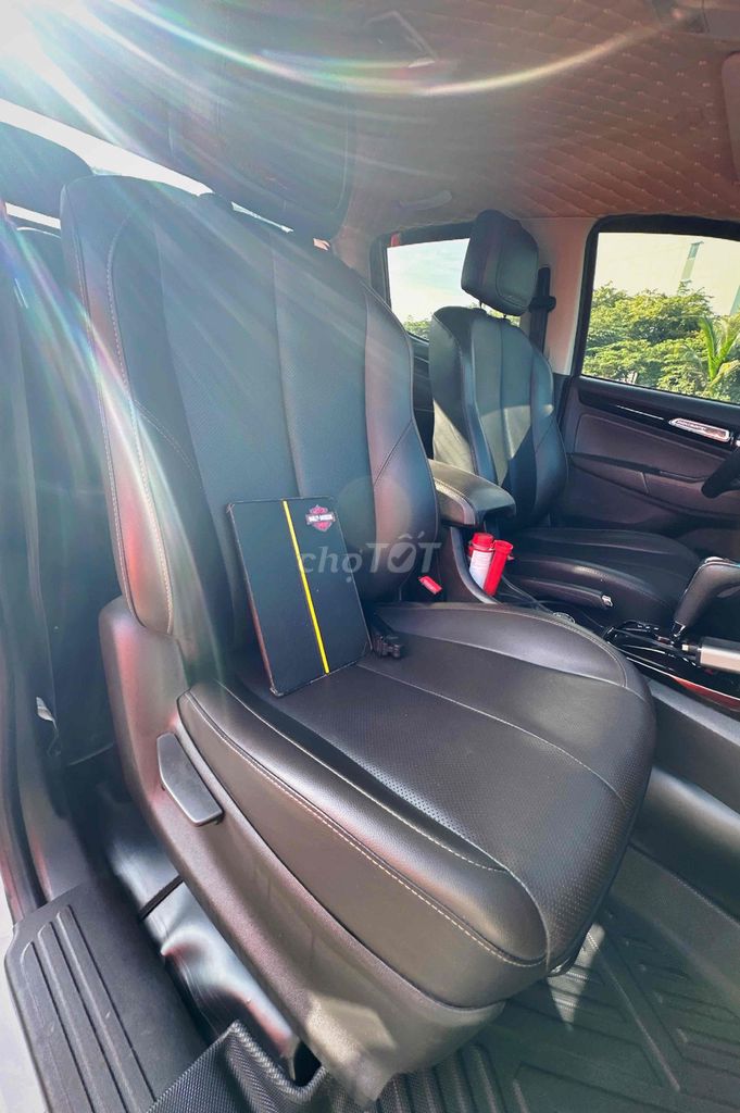 Colorado 2019 AT 4x4 HighCountry - Đời Cao Nhất. Mua bán Ô tô tại Quận Tân Bình Tp Hồ Chí Minh được đăng bởi MR Đàm MOTOCAR hình 10