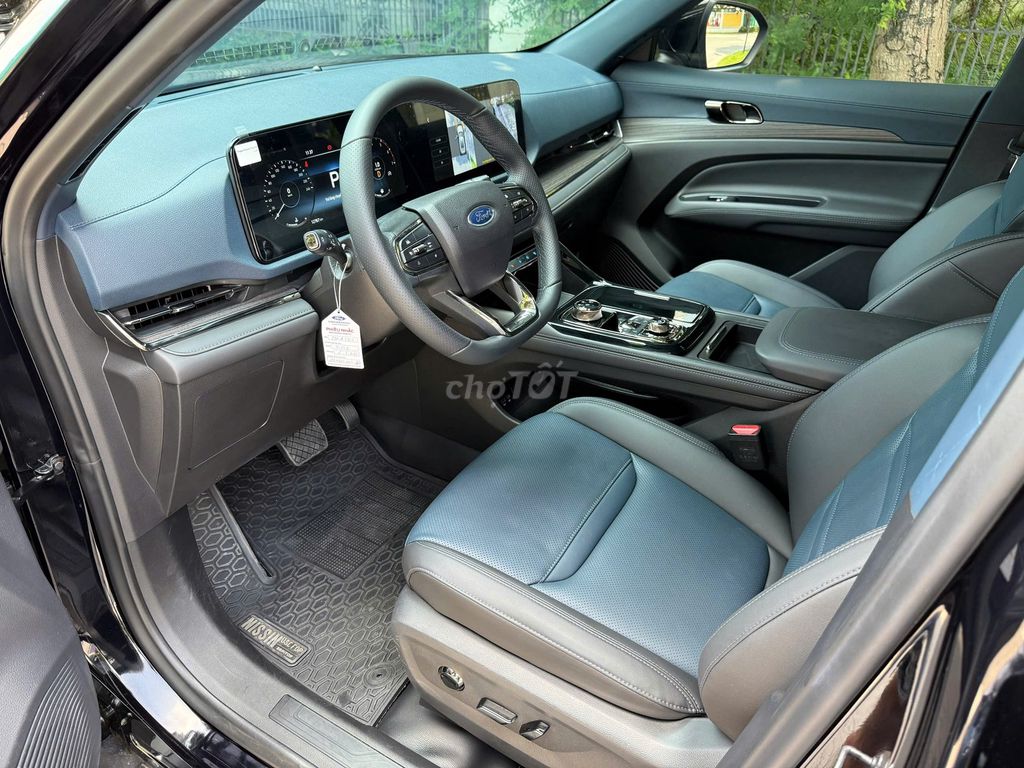 Ford Territory Titanium X 2025 Đen. Mua bán Ô tô tại Quận Long Biên Hà Nội được đăng bởi PHÚC LÂM  AUTO hình 16