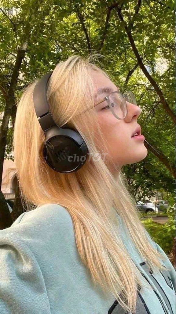 Tai nghe Bluetooth JBL Tune 520BT Đen. Mua bán Tivi, Âm thanh tại Huyện Thanh Trì Hà Nội được đăng bởi Phương giày hiệu Nike Adidas hình 1