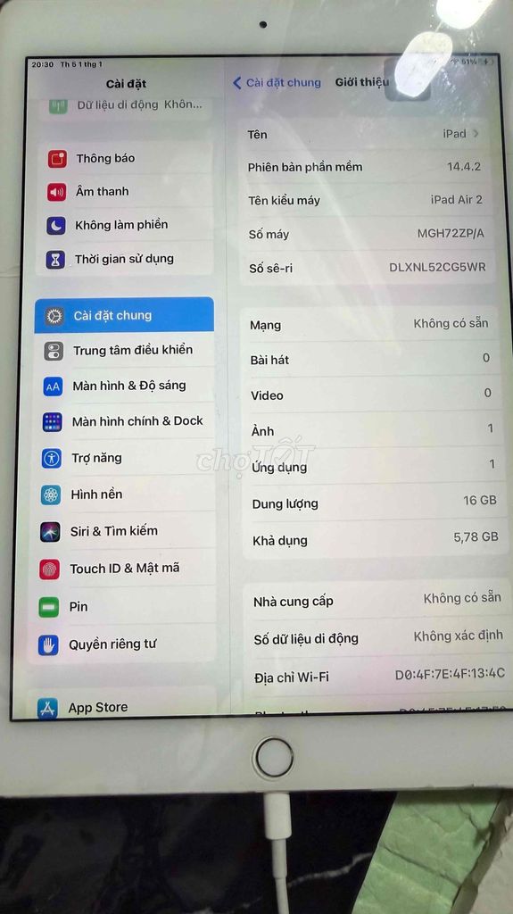 Apple iPad Air 2 16GB Bạc. Mua bán Máy tính bảng tại Quận 7 Tp Hồ Chí Minh được đăng bởi Mai Anh hình 1