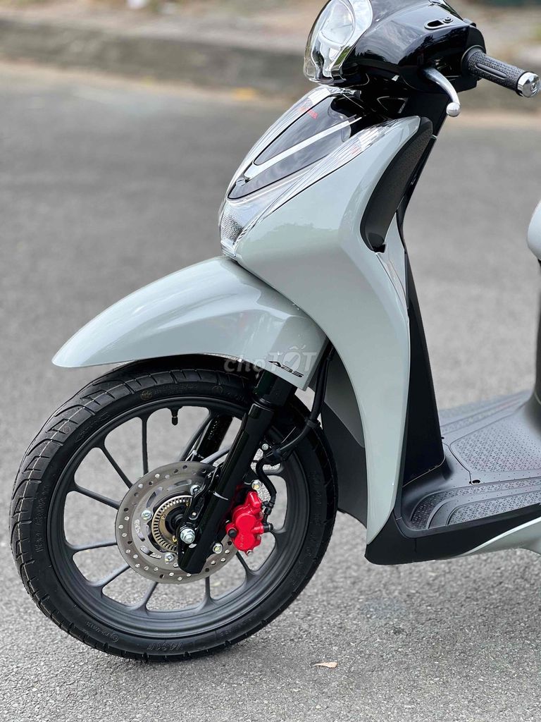 Shmode 125 Xám Xi Măng 6/2025 Odo 60km Like New🎉🎉🎉. Mua bán Xe máy tại Thành phố Biên Hòa Đồng Nai được đăng bởi Xe Máy Phát Đồng hình 8
