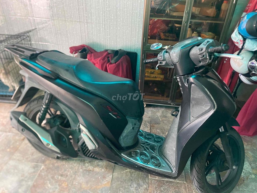 Honda SH 150i Черный, без ABS