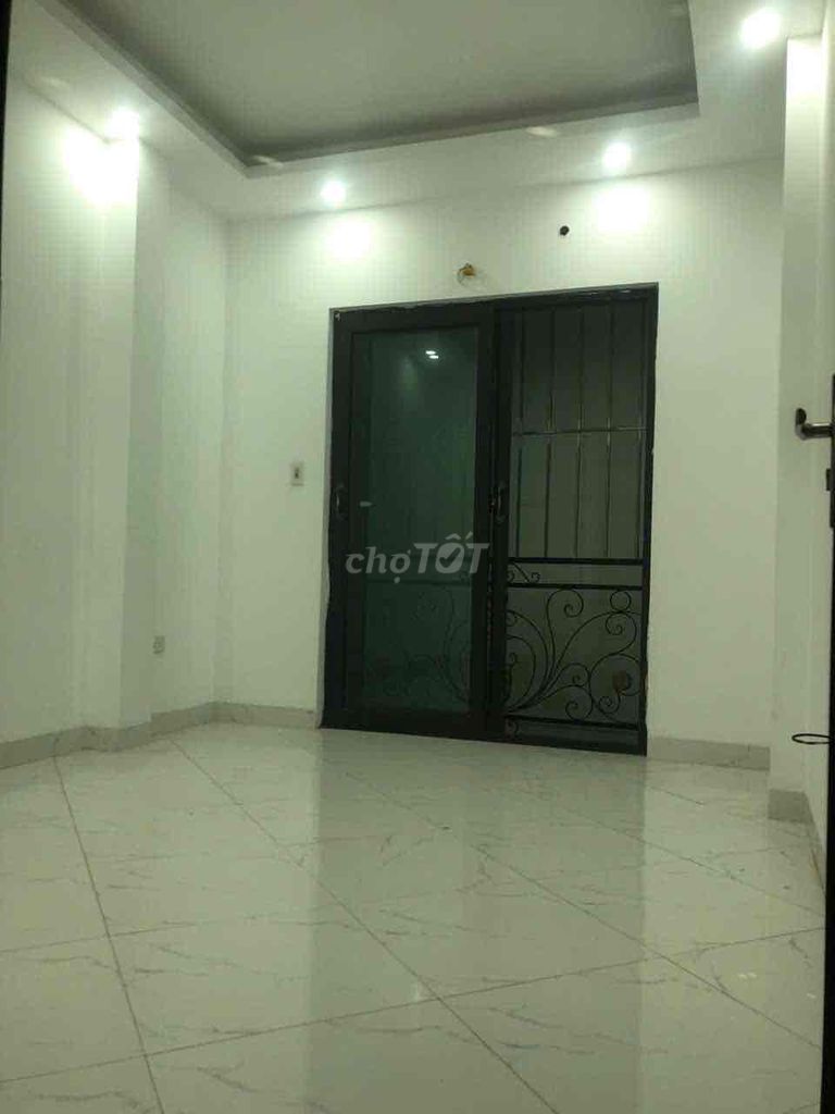 CHO THUÊ PHÒNG TRỌ GIÁ RẺ 4 TẦNG MỚI. Cho thuê phòng trọ tại Huyện Hoài Đức Hà Nội được đăng bởi uy tín tạo thành công hình 4
