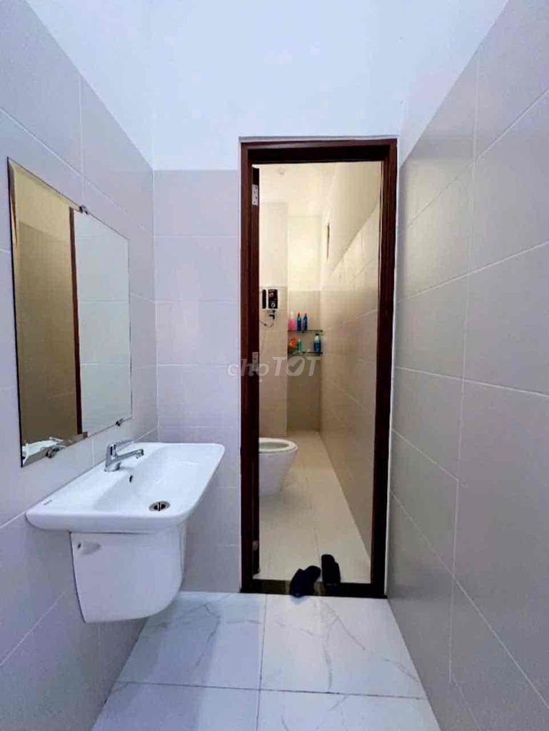 Furnished 2-storey house with parking yard on Trần Văn Dư — photo 6