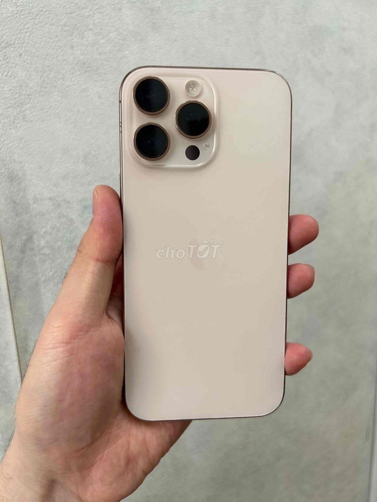 iPhone 16 Pro Max 256GB sa mạc VN chính hãng. Mua bán Điện thoại tại Thành phố Buôn Ma Thuột Đắk Lắk được đăng bởi Nguyễn Hoàng hình 1