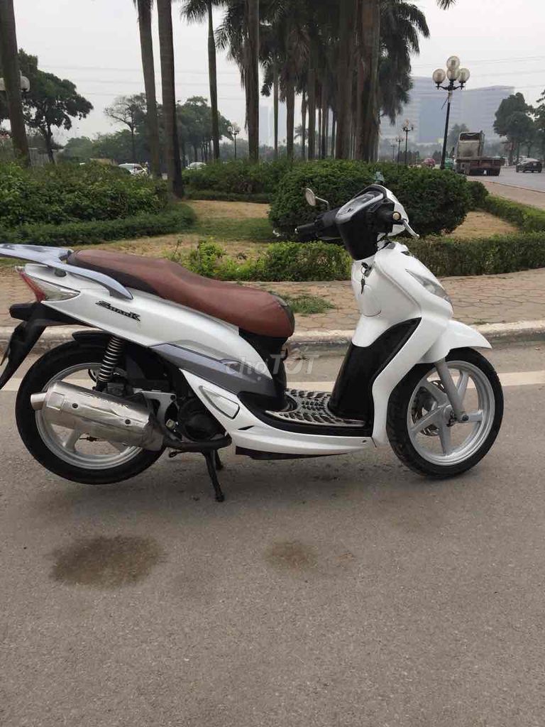 bân xe shark  nguyên bản. Mua bán Xe máy tại Quận Nam Từ Liêm Hà Nội được đăng bởi Bùi Phương anh hình 1