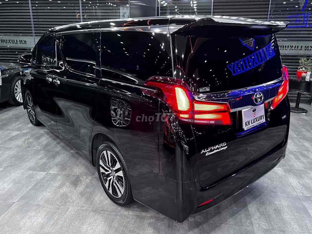 Toyota Alphard 2022 photo 4