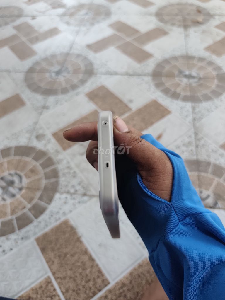 Realme 16 5G 256GB. Mua bán Điện thoại tại Thành phố Sóc Trăng Sóc Trăng được đăng bởi Ngan Huynh hình 1