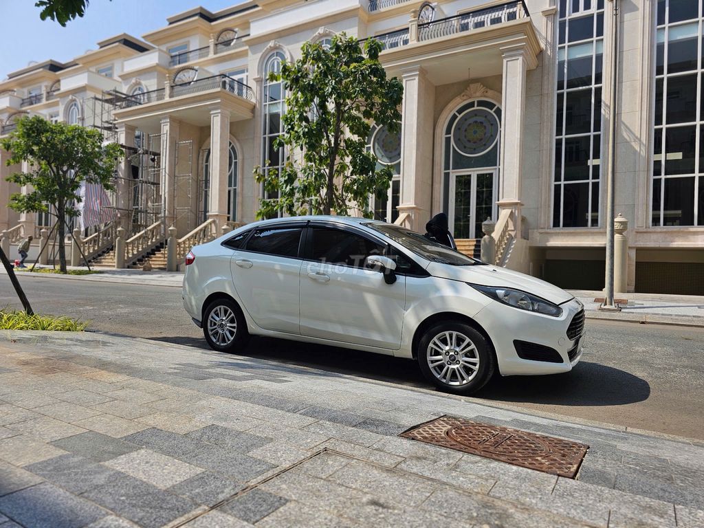 Ford Fiesta 2015 1.5 AT Trend - 112000 km. Mua bán Ô tô tại Thành phố Thủ Đức Tp Hồ Chí Minh được đăng bởi Phạm Thị Xuân Mai hình 1