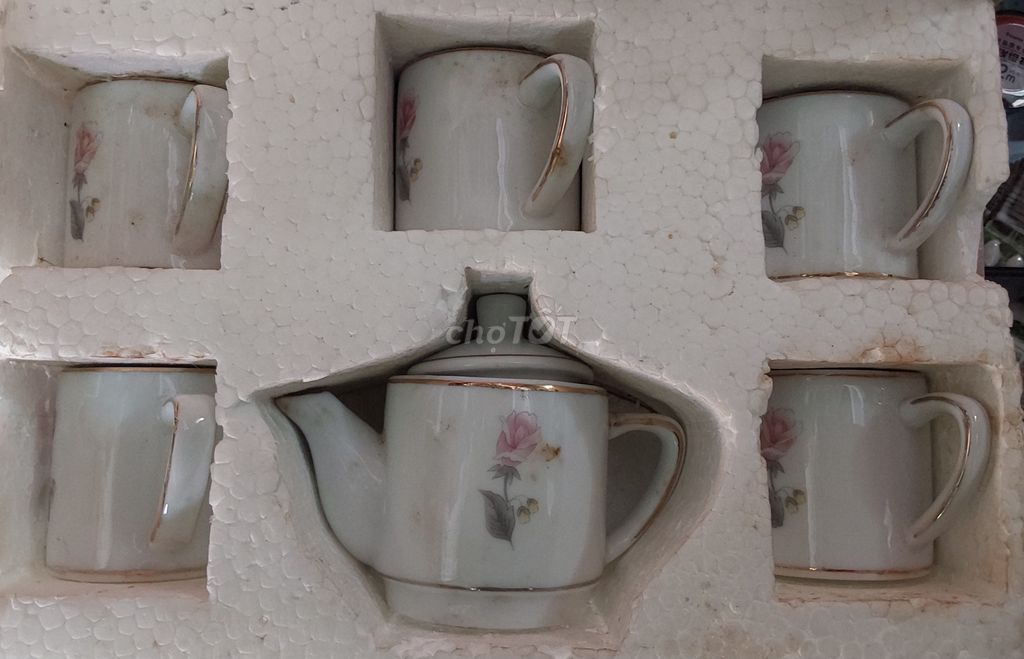 Bộ bình trà Gốm sứ Trắng. Mua bán Nội thất, đồ gia dụng khác tại Quận Bình Thuỷ Cần Thơ được đăng bởi tuấn hình 1