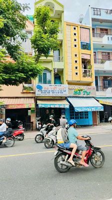 Chính chủ bán nhà 2 mặt tiền Hoàng Sa trước sau 4 tầng. Mua bán nhà ở tại Quận 3 Tp Hồ Chí Minh được đăng bởi My Nguyễn 