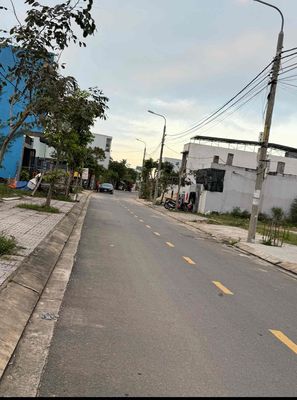 Cần bán lô Võ Tự, Bàu Tràm Lakeside, đấu lưng với dãy Shophouse Mê Lin. Mua bán đất tại Quận Liên Chiểu Đà Nẵng được đăng bởi Sang Đào