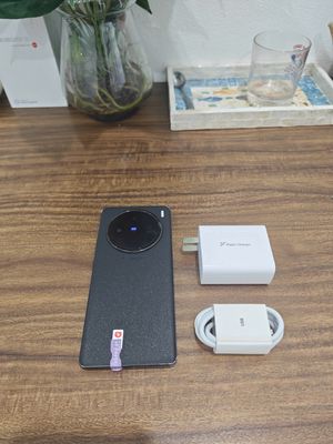 Vivo X100 5G 12/256 Đen pin 100% sạc 80w có COD