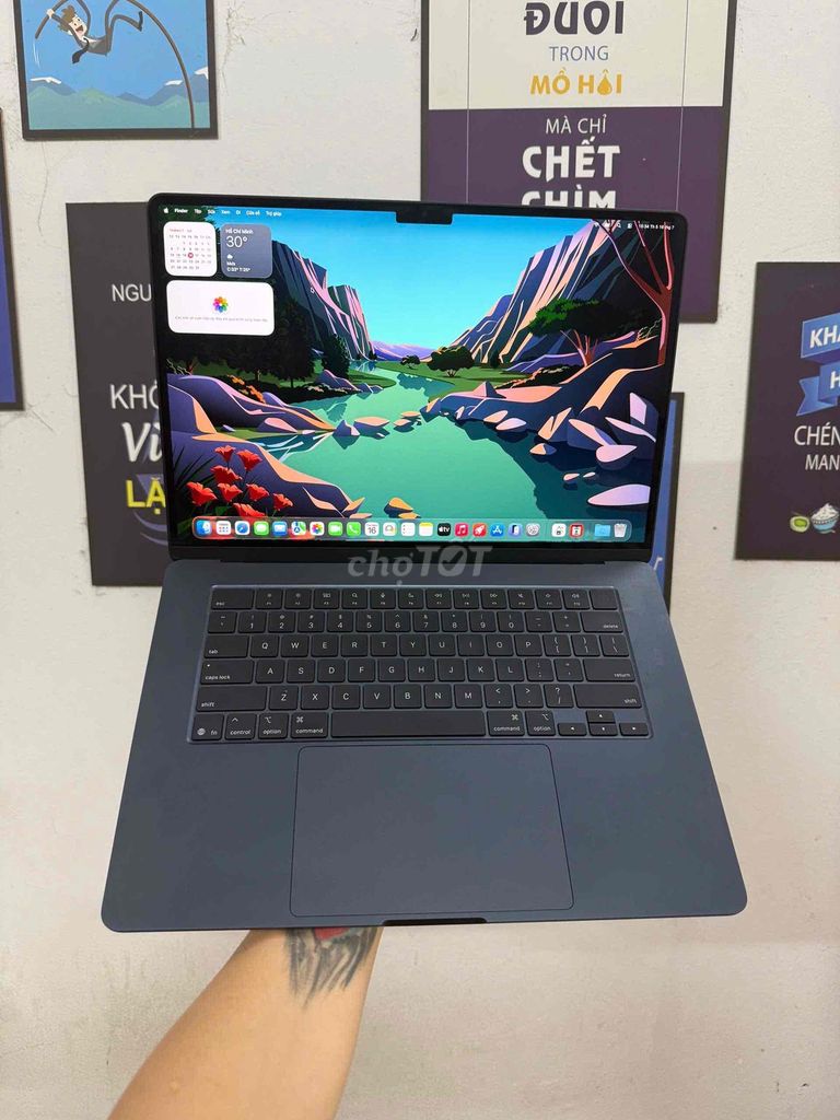 Apple Macbook Air M4 15 inch 16GB/256GB Đen. Mua bán Laptop tại Quận Đống Đa Hà Nội được đăng bởi KT Hà Nội Mobile hình 1