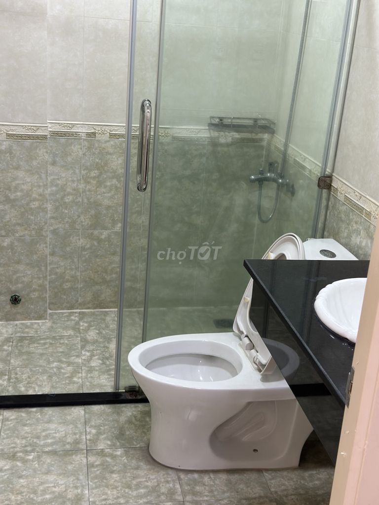 Cho thuê nhà mới HXH 486/2B Phan Xích Long - 3Lầu 5PN 4WC