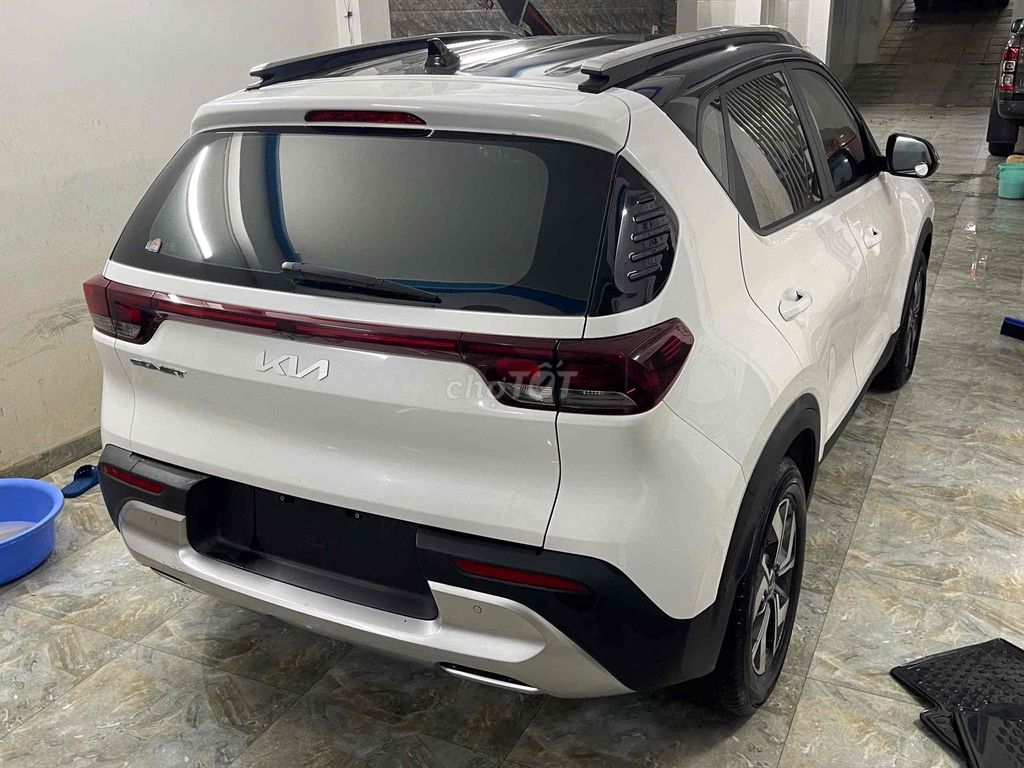 Kia Sonet 2021 Deluxe 1.5 MT - 42000 km. Mua bán Ô tô tại Huyện Đức Trọng Lâm Đồng được đăng bởi SALON ÔTÔ HOÀ THẮNG  hình 3