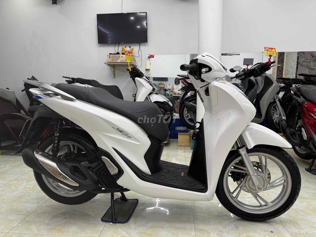 Honda SH 125 CBS 2022 odo  10000 km xe đẹp giá tôt. Mua bán Xe máy tại Thành phố Vũng Tàu Bà Rịa - Vũng Tàu được đăng bởi XE MÁY BẢO THANH  TPVŨNG TÀU hình 6