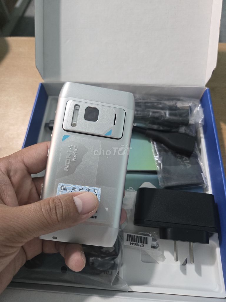 Nokia N8-00 Bạc Mới 99.9%. Mua bán Điện thoại tại Thị xã Nghi Sơn Thanh Hóa được đăng bởi Ngọc Tân Hoàng hình 1