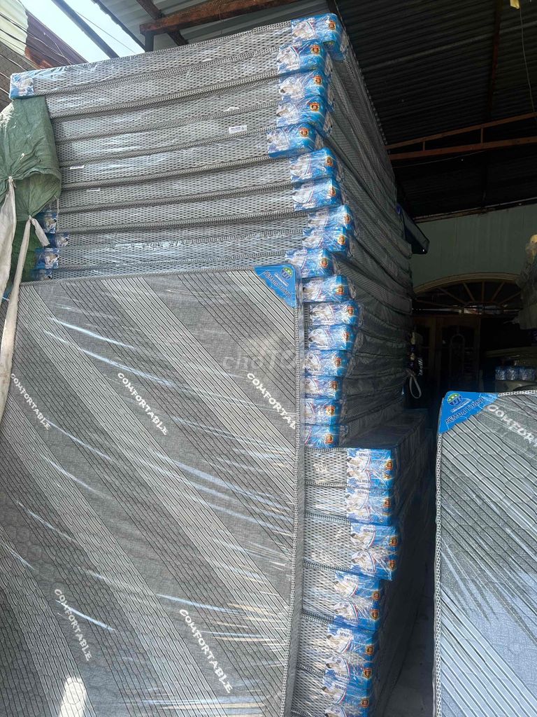 Nệm Classic cao su Xám. Mua bán Giường, chăn ga gối nệm tại Thị xã Phú Mỹ Bà Rịa - Vũng Tàu được đăng bởi Tuấn Nguyễn hình 1